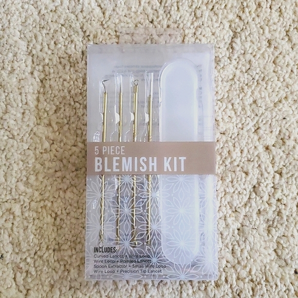 🆕️ 5 PIECE BLEMISH KIT - Picture 1 of 4